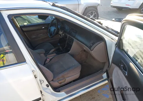 1994 Hond Accord Lx 5-Speed Lx z USA, uszkodzony, nr VIN JHMCD5539RC114526